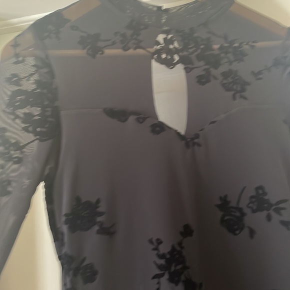 ⚡️3 DRESSES FOR $50⚡️Small ONLY navy long sleeve dress - Picture 3 of 3